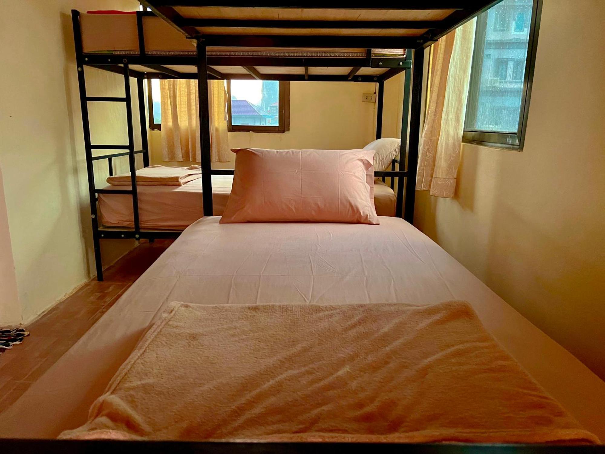 Easy Go Backpacker Hostel Vang Vieng Εξωτερικό φωτογραφία